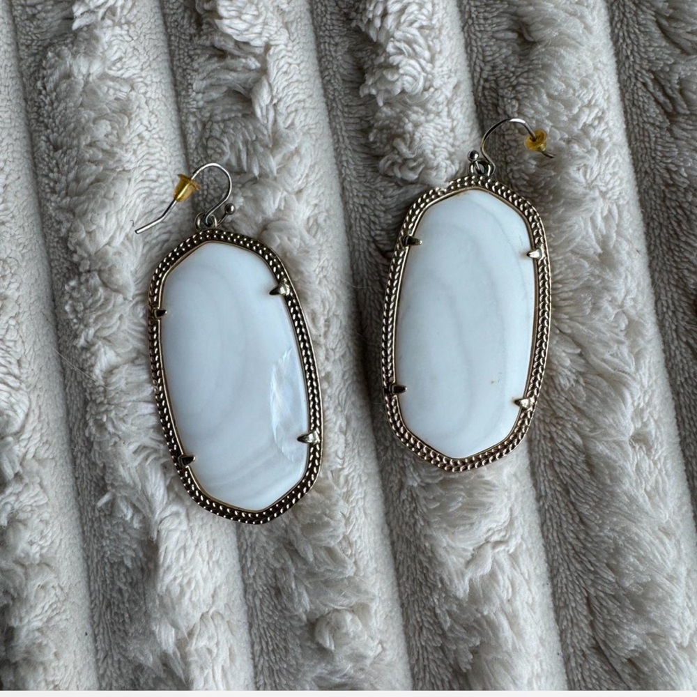 Elegant Kendra Scott White and Gold Earrings
